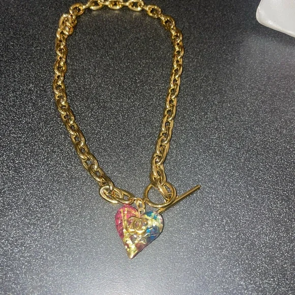 CHANEL Gold and Multicolor Heart Necklace - Picture 3 of 4